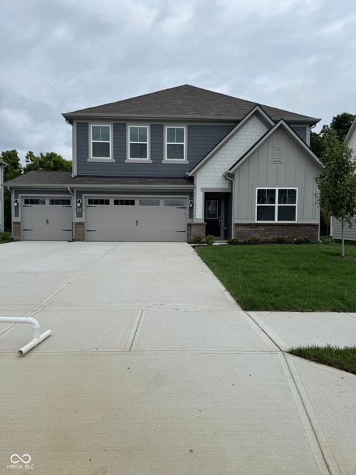1135 Martin St, Indianapolis, IN, 46227-3135 | Card Image