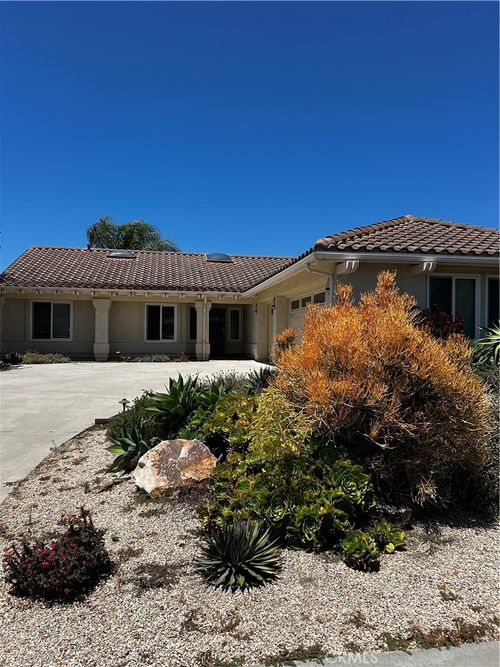 4454 San Joaquin St, Oceanside, CA, 92057-6025 | Card Image