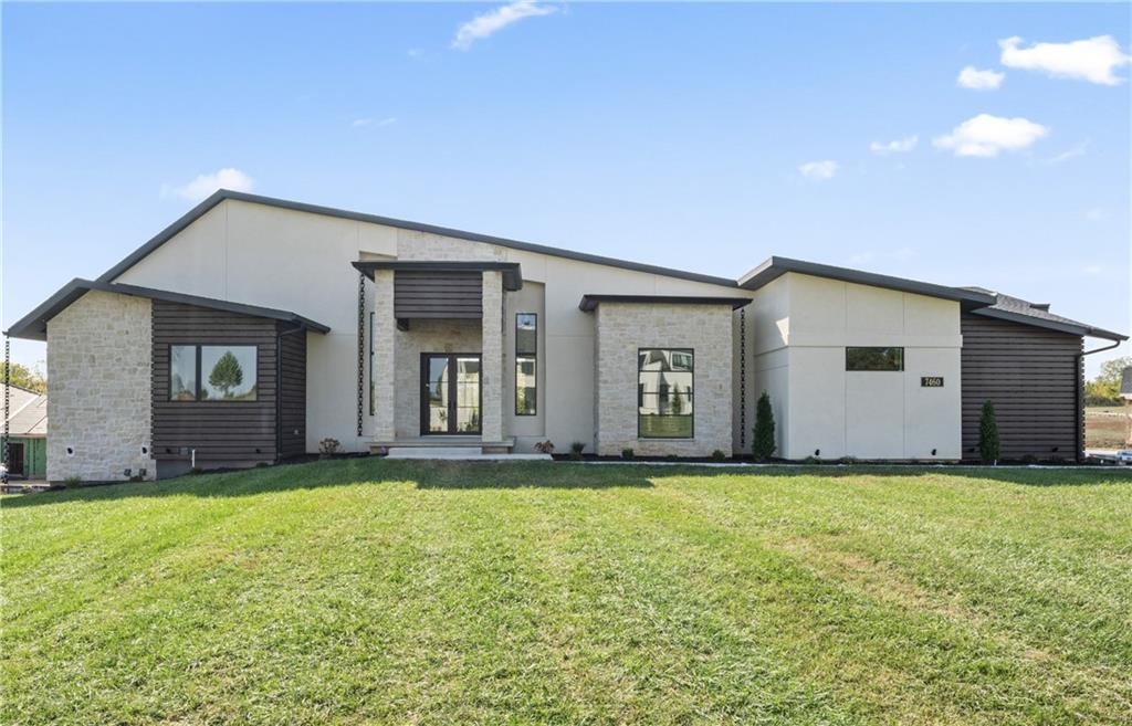 Pampas Ln, Kansas City, MO 64152