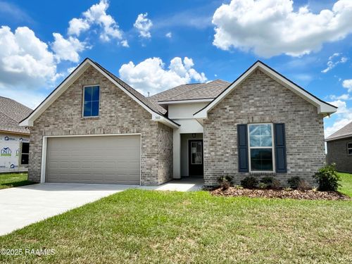 300 Afterglow Ln, Youngsville, LA, 70592-7053 | Card Image