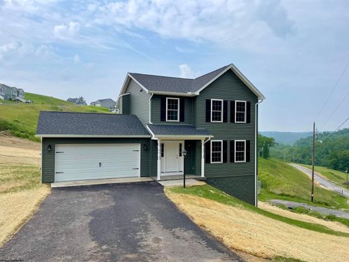 318 Charolais Cir, Fairmont, WV, 26554-9117 | Card Image