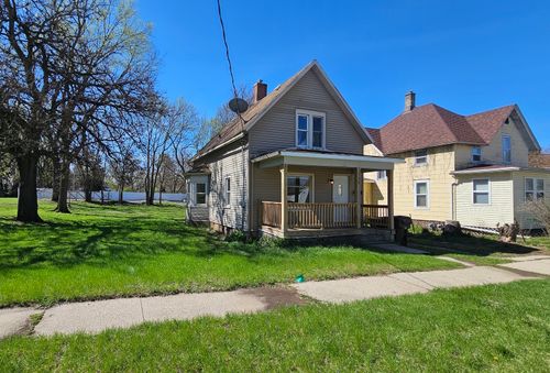 534 Center St, South Beloit, IL, 61080-1305 | Card Image