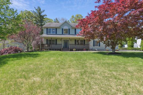 35 Damato Dr, Oakdale, CT, 06370-1693 | Card Image