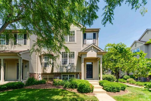 1061 Chadwick Dr, Grayslake, IL, 60030-3361 | Card Image