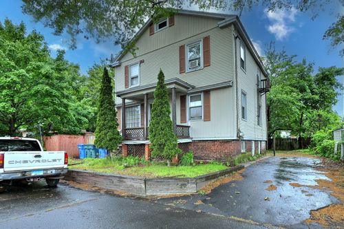 30 Atlas St, Hamden, CT, 06517-3903 | Card Image