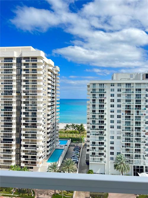 16b-5700 Collins Ave, Miami Beach, FL, 33140-2315 | Card Image