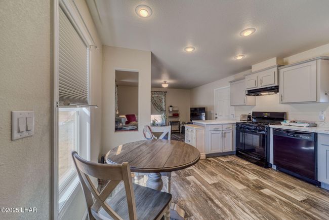Dining Area | Image 8