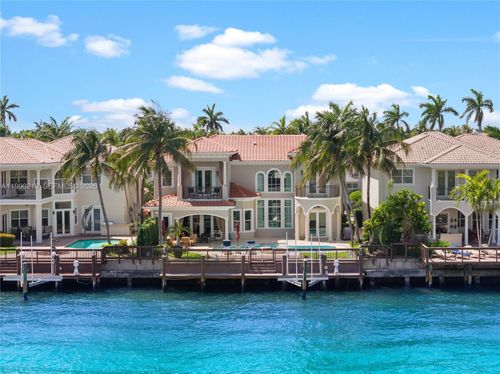 1495 Windjammer Way, Hollywood, FL, 33019-5001 | Card Image