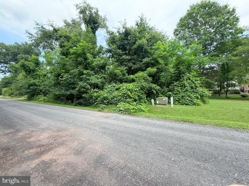 460 Main Line Road, LEWISTOWN, PA, 17044 | Card Image
