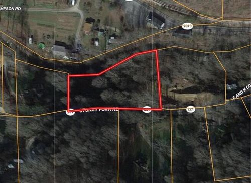 2663 Highway 221, Pineville, KY, 40977-8964 | Card Image