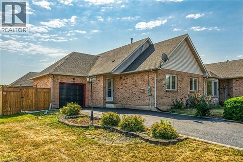 4473 Christopher Crt, Beamsville, ON, L3J0E1 | Card Image