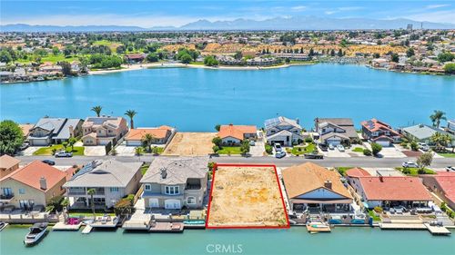 18340 Niagara Dr, Victorville, CA, 92395 | Card Image