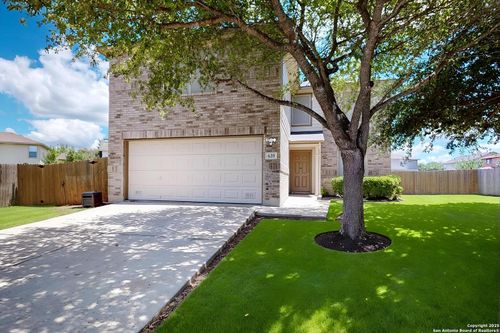 635 Lubbock Ln, New Braunfels, TX, 78132-5106 | Card Image