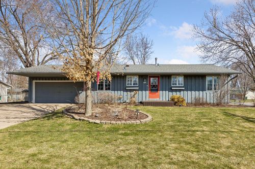 2500 Interlachen Dr, Stillwater, MN, 55082-5249 | Card Image