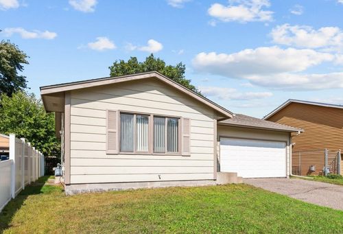 5014 Angeline Ave N, Crystal, MN, 55429-3222 | Card Image