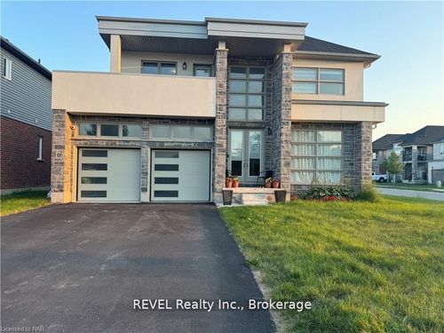 186 Mccabe Ave, Welland, ON, L3B0H6 | Card Image