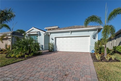 267 Tamarindo Ln, NAPLES, FL, 34114-8356 | Card Image