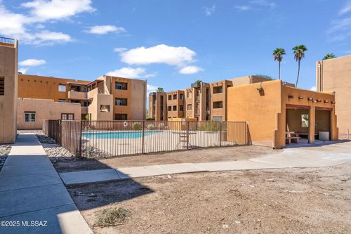 407-1810 Blacklidge, Tucson, AZ, 85719 | Card Image