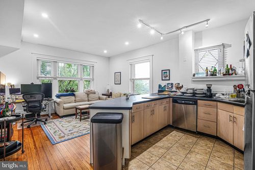 apt-3-2112 19th St Nw, WASHINGTON, DC, 20009-1340 | Card Image