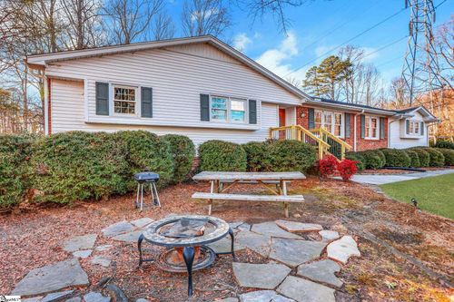 403 Havenhurst Dr, Taylors, SC, 29687-3897 | Card Image