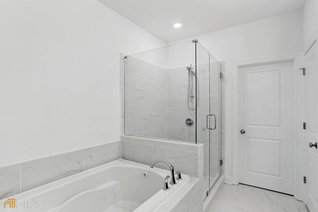 825 Angora Aly, Townhouse with 3 bedrooms, 4 bathrooms and null parking in Scottdale GA | Image 19