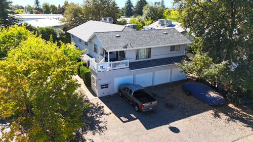 1091 Del Sol Pl, Redding, CA, 96002-2733 | Card Image