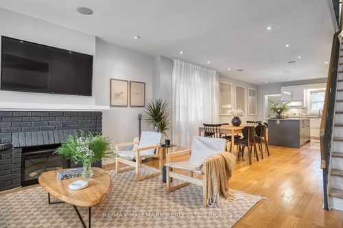 38 Halton St, Toronto, ON, M6J1R3 | Card Image