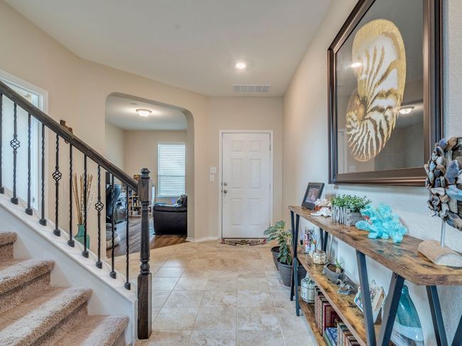 270 Fuchsia St, House other with 3 bedrooms, 3 bathrooms and 6 parking in Kyle TX | Image 4