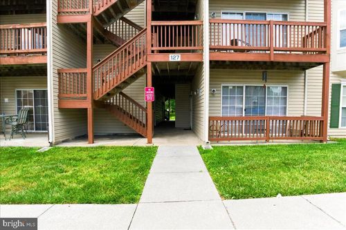 8-127 Brookland Ter, Winchester, VA, 22602-6287 | Card Image