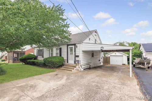 3628 Western Ave, Alton, IL, 62002-3156 | Card Image