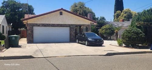 649 Sycamore Ave, Gustine, CA, 95322-1621 | Card Image