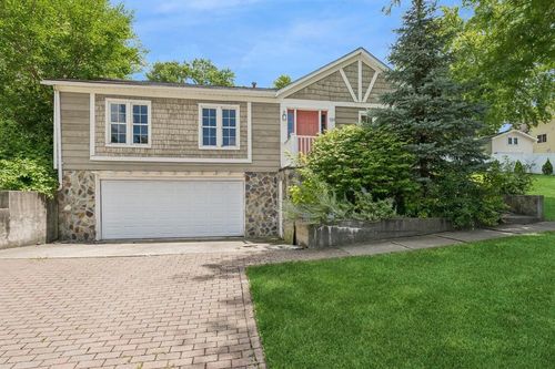 131 West Street, Lake Geneva, WI, 53147 | Card Image