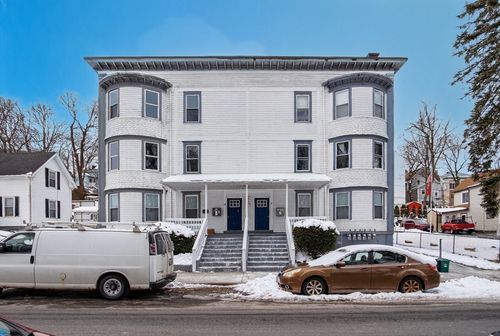 18 Crystal St, Worcester, MA, 01603-2691 | Card Image