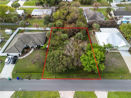 857 Beard Ave, SEBASTIAN, FL, 32958-4813 | Card Image