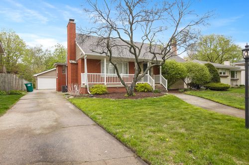 8814 Northcote Ave, Munster, IN, 46321 | Card Image