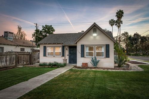 1104 E Fedora Avenue, Fresno, CA, 93704 | Card Image