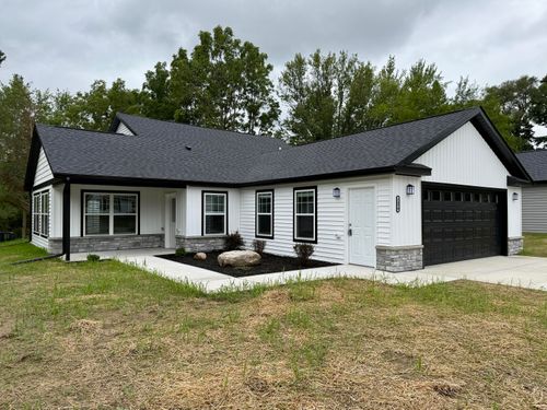 1470 Clark St, Lake Odessa, MI, 48849-9404 | Card Image