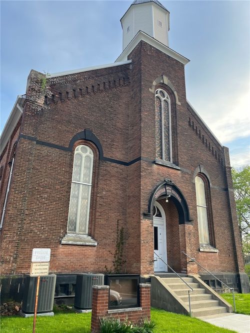 124 Main St, West Alexander, PA, 15376 | Card Image