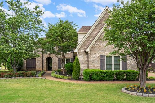 10220 Herons Ridge Dr, Lakeland, TN, 38002-8284 | Card Image