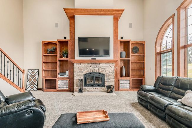 585 Overlook Pass, House other with 5 bedrooms, 4 bathrooms and null parking in Fredonia WI | Image 25