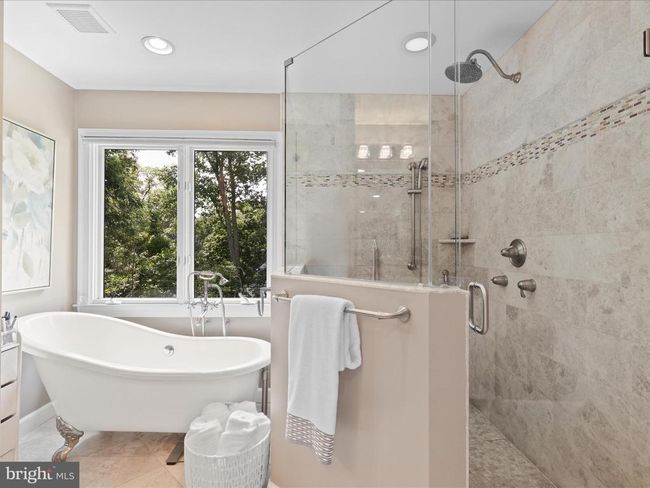 12024 Walnut Branch Rd, House other with 6 bedrooms, 5 bathrooms and null parking in RESTON VA | Image 46