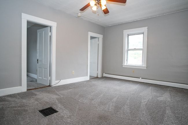 6 Elm St S, House other with 3 bedrooms, 1 bathrooms and 2 parking in Barre MA | Image 32