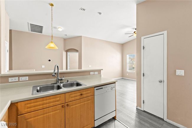 UNIT-101 - 9338 Square Dance Pl, Townhouse with 2 bedrooms, 2 bathrooms and null parking in Las Vegas NV | Image 19