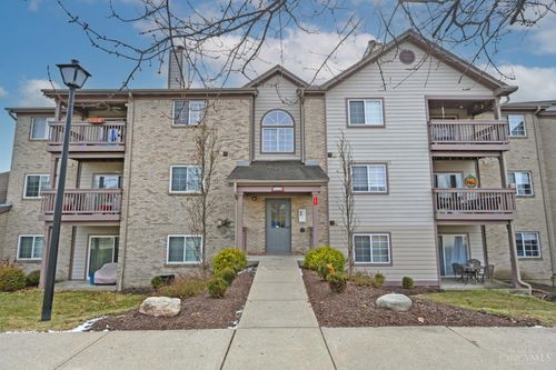 8390 Spring Valley Ct, West Chester, OH, 45069-6748 | Card Image
