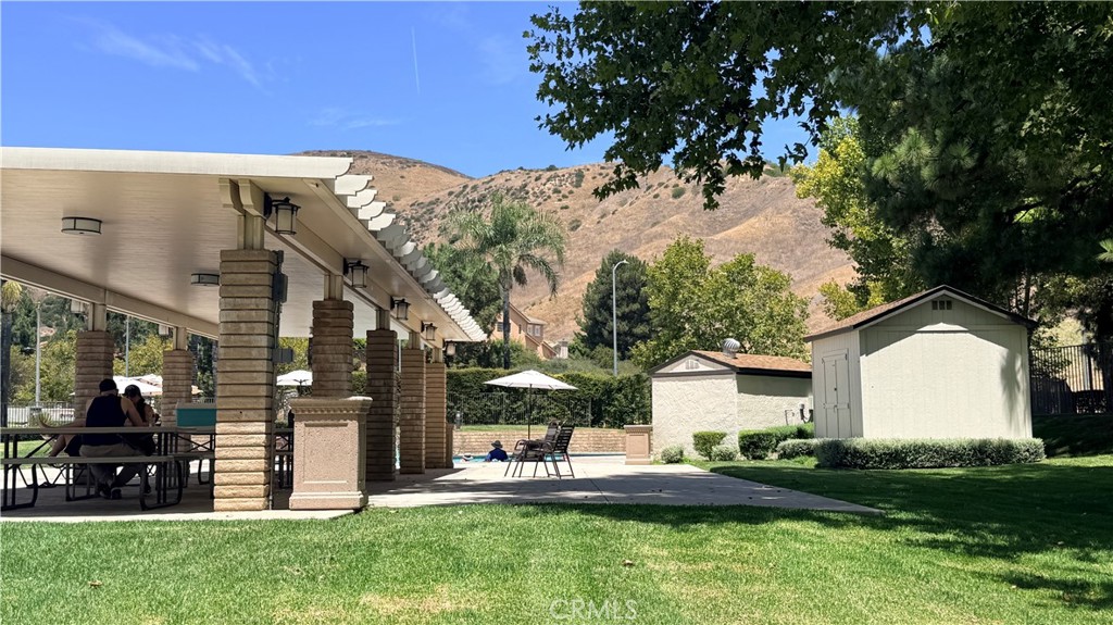 Residential Lease in Los Angeles 4