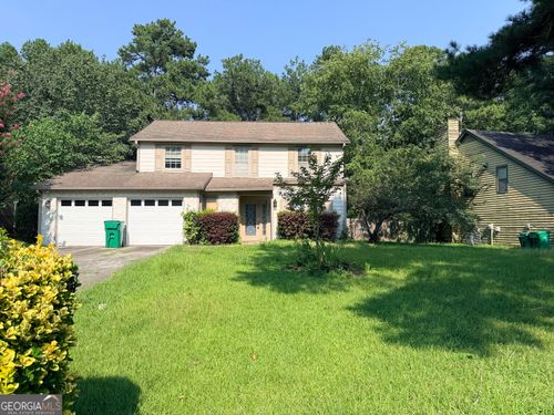 844 Chapman Cir, Stone Mountain, GA, 30088-2552 | Card Image