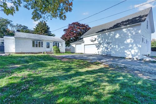 7 Belvedere St, Johnston, RI, 02919-2508 | Card Image