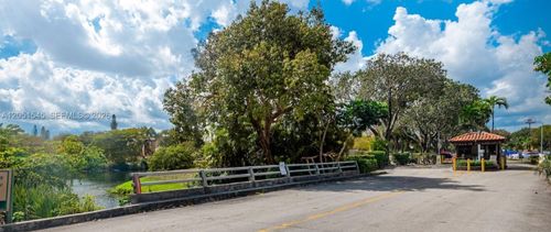 202-6100 S Falls Circle Dr, Lauderhill, FL, 33319-6915 | Card Image
