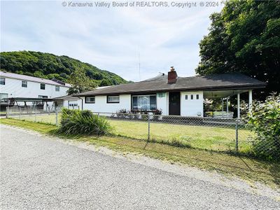 4102 Salines Drive, House other with 3 bedrooms, 2 bathrooms and null parking in Charleston WV | Image 1