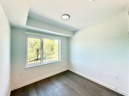 304-4908 Cambie Street, Vancouver, BC, V5Z0K1 | Card Image